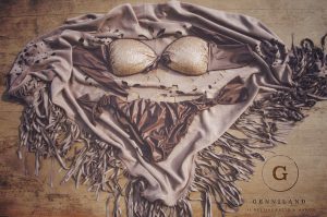 Bikini-pailletes-bronzo
